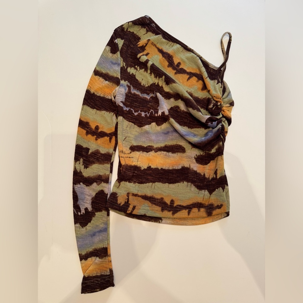BRAND NEW: SHEIN Abstract Blouse
